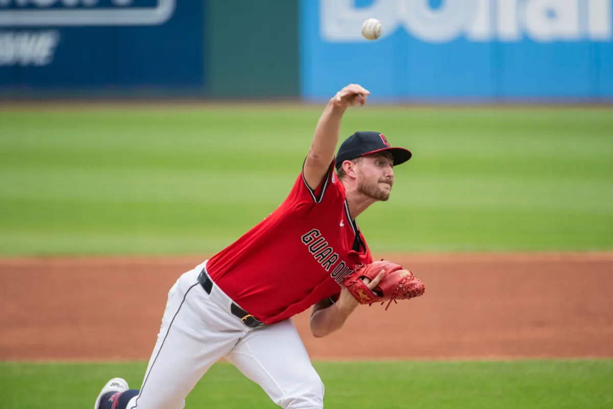 Astros Rally Late to Beat Guardians in Close Contest