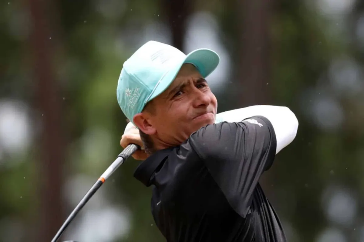 Carlos Ortiz Continues Competing on International Golf Tours