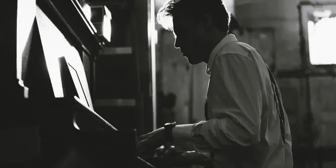 Celebrities Appear at Global Events as Entertainment Industry Returns to Busy Schedule