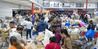 Knicks Outlast Hornets in Physical Eastern Conference Showdown