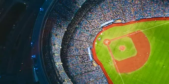 Yankees and Red Sox Renew Rivalry in High-Scoring AL East Showdown